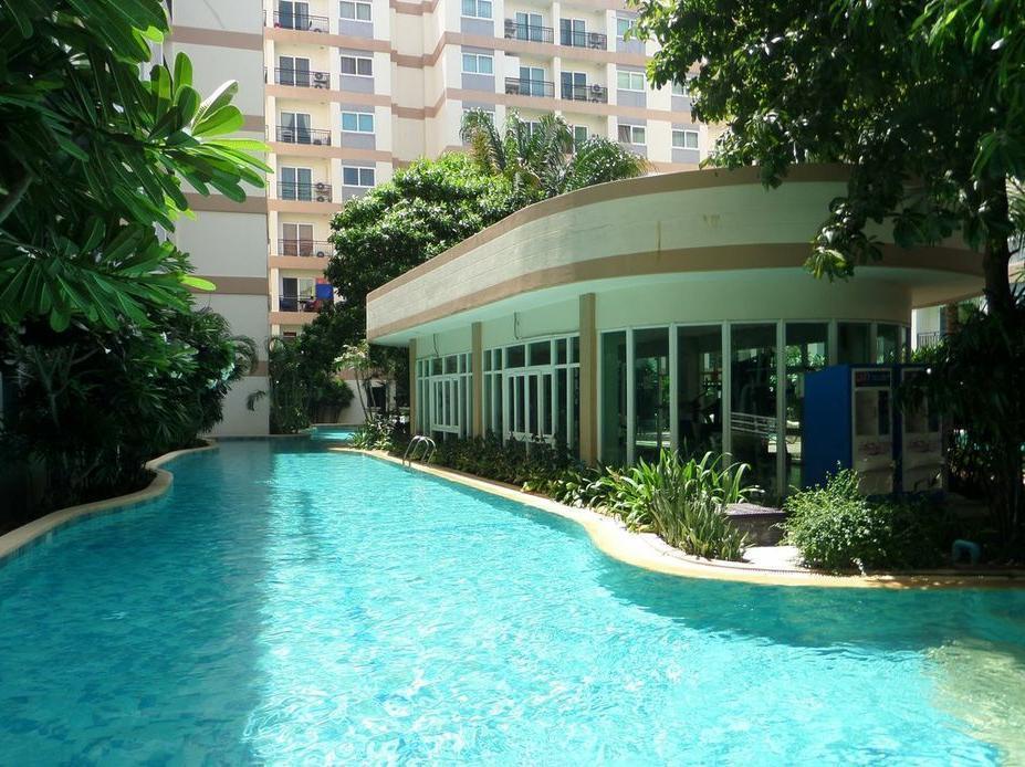 Park Lane Resort Pattaya Bagian luar foto